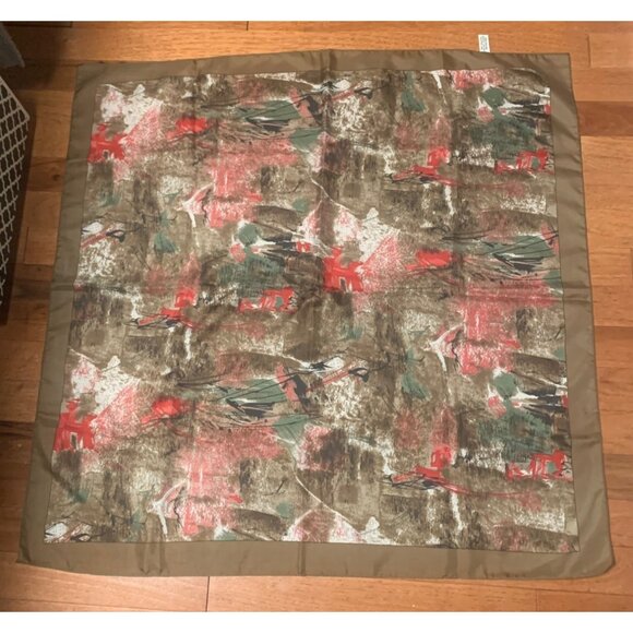 Vintage Abstract Floral Scarf Wall Art Polyester Made In Italy 35 x 35 Inches - Picture 8 of 9